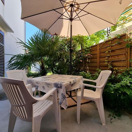 Apartment Vesna With Terrace Baška Exterior foto